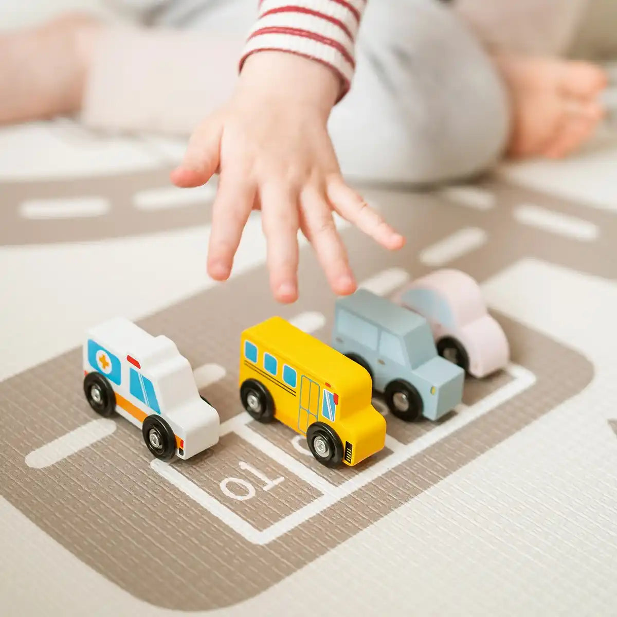 Tiny Land® Baby Playmat Urban Zoo Adventure